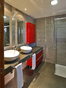 Suite6 bathroom